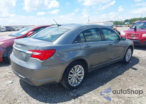 2012 Chrysler 200 Lx z USA, uszkodzony, nr VIN 1C3CCBAB1CN114083